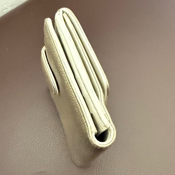 CHANEL Caviar Skin CoCo Mark Bifold Wallet Purse - Picture 6 of 14